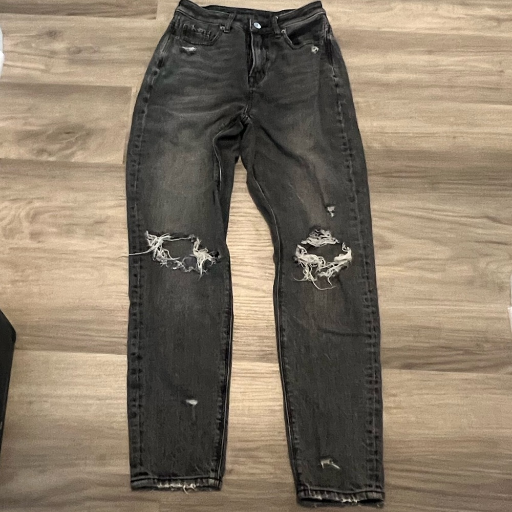 EUC American Eagle Outfitters Black Distressed Women's Jeans